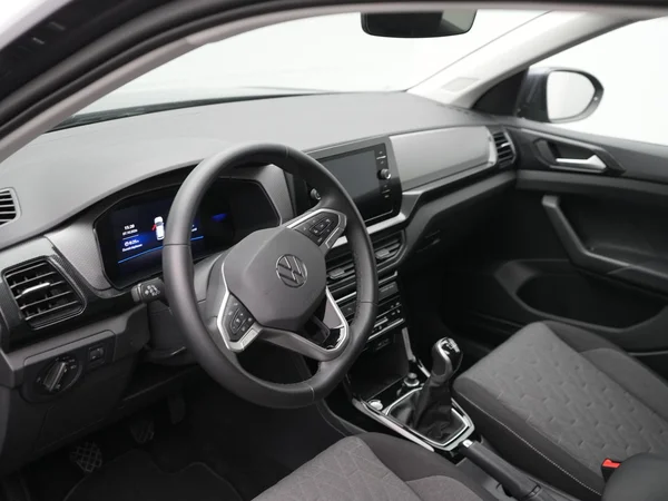 VOLKSWAGEN T-Cross (2025) — foto 2 van 30