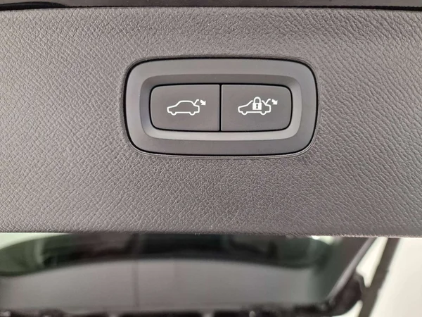 Volvo XC90 (2024) — foto 9 van 18