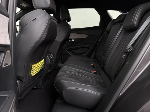 PEUGEOT 3008 (2021) — foto 5 van 32