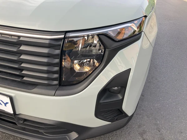 FORD Tourneo Courier (2025) — foto 7 van 25