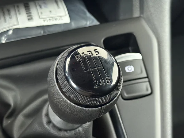 RENAULT Kangoo (2025) — foto 4 van 29