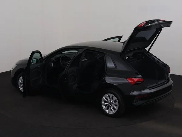 AUDI A3 (2023) — foto 25 van 26