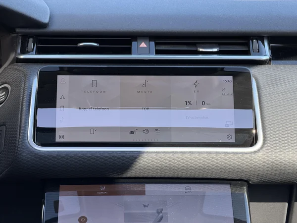 Land Rover Range Rover Velar (2022) — foto 13 van 28