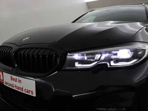 BMW 330 (2022) — foto 26 van 32