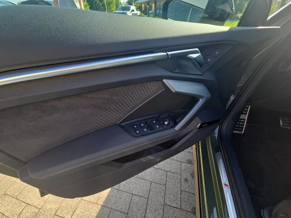 AUDI A3 Sedan (2025) — foto 11 van 24