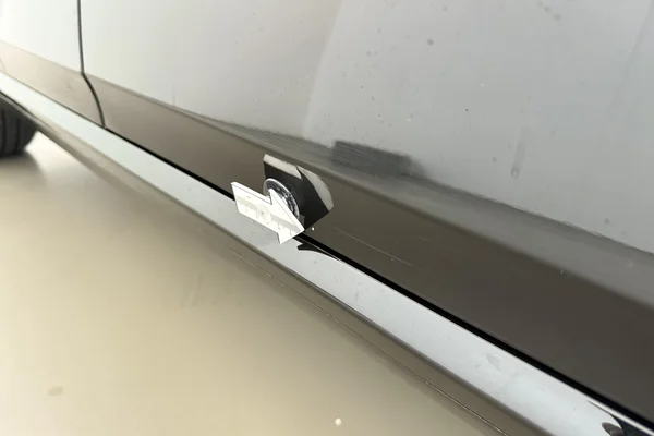 Renault Megane Berline Phase II (2021) — foto 18 van 28