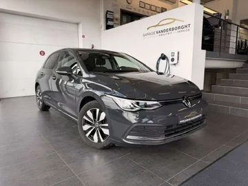 Volkswagen Golf (2024)