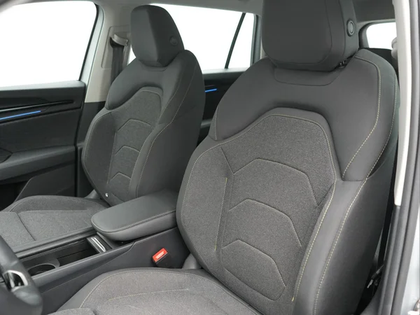 SKODA Kodiaq (2024) — foto 12 van 32