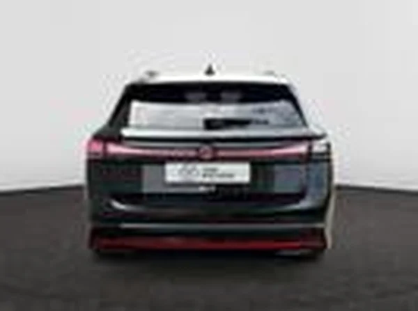 VOLKSWAGEN ID.7 Tourer (2026) — foto 9 van 15
