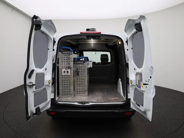 Ford Transit Connect (2020) — foto 3 van 45