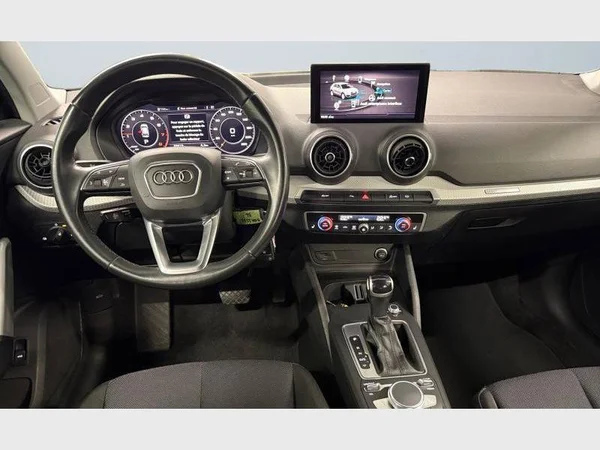 Audi Q2 (2023) — foto 2 van 28