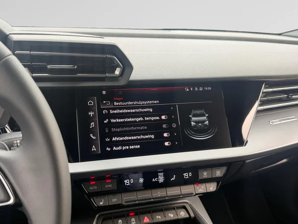 AUDI A3 Allstreet (2025) — foto 5 van 18