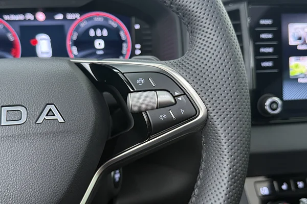 Skoda Karoq (2026) — foto 6 van 21