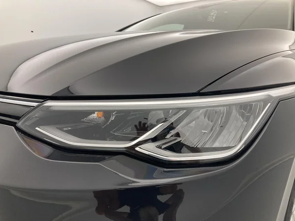VOLKSWAGEN Golf VIII SW (2022) — foto 21 van 36