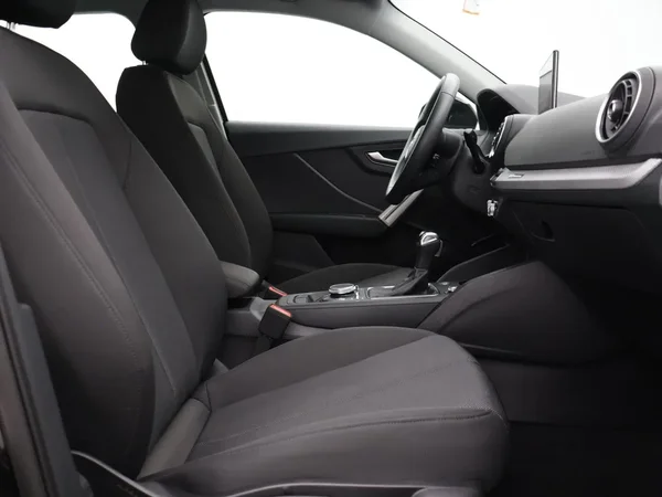 Audi Q2 (2023) — foto 24 van 24