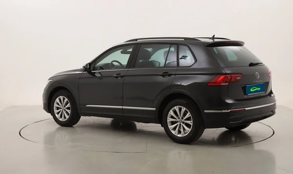 Volkswagen Tiguan (2023) — foto 23 van 37