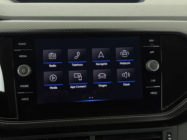 VOLKSWAGEN T-Cross (2022) — foto 10 van 26