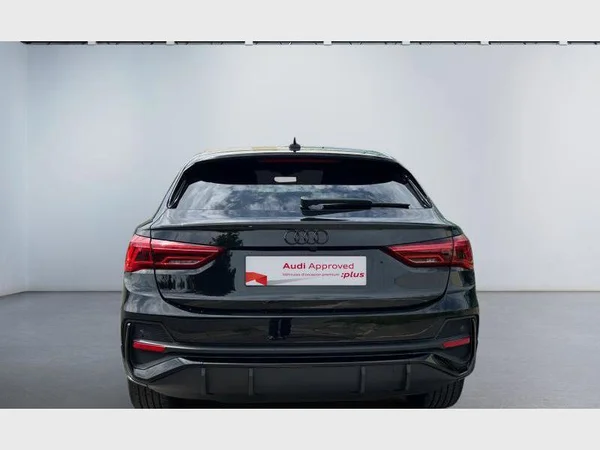 Audi Q3 Sportback (2025) — foto 24 van 29
