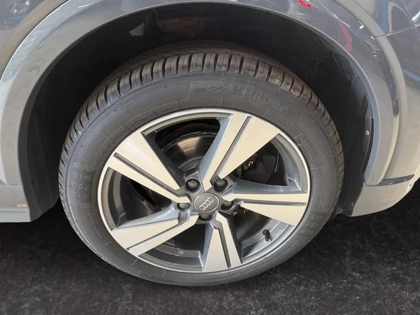 AUDI Q2 Dsl (2020) — foto 30 van 30