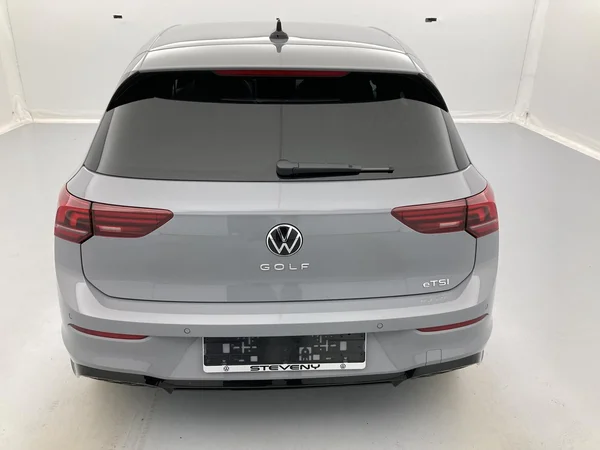 VOLKSWAGEN Golf VIII (2025) — foto 19 van 36