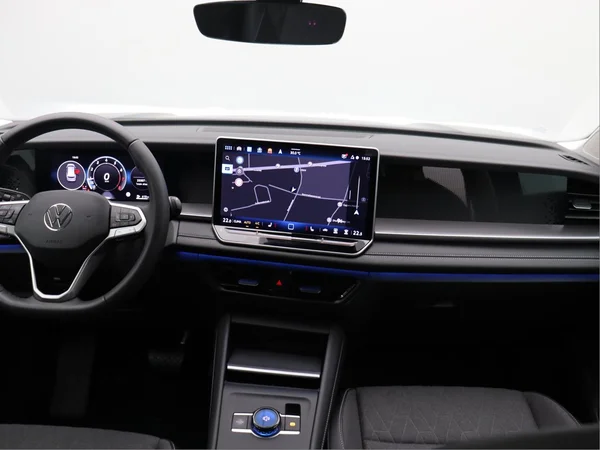VOLKSWAGEN Tayron (2025) — foto 16 van 16