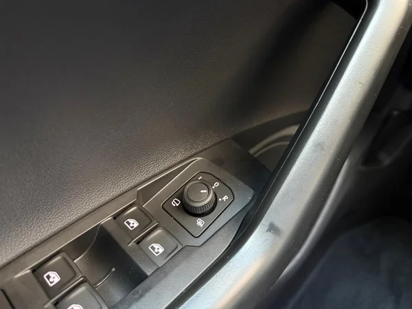 VOLKSWAGEN Polo (2026) — foto 6 van 16