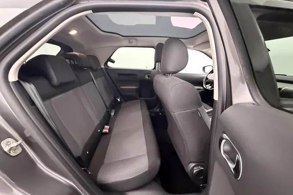 Citroen C4 Cactus (2018) — foto 5 van 31