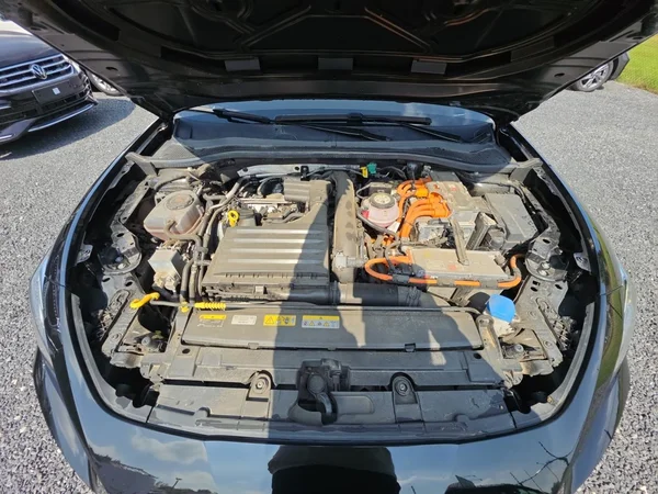 CUPRA Leon ST e-Hybrid (PHEV) (2022) — foto 15 van 24