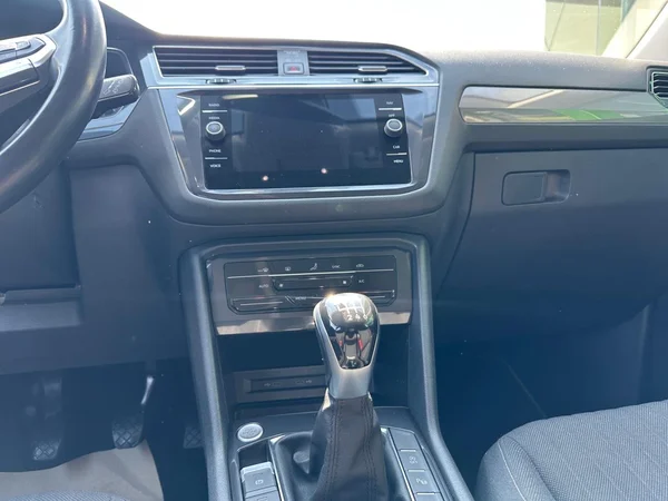 VOLKSWAGEN Tiguan Allspace Dsl (2022) — foto 11 van 23