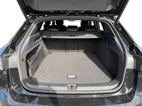 VOLKSWAGEN ID.7 Tourer (2024) — foto 14 van 24
