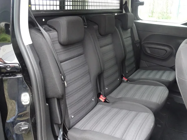 Opel Combo (2023) — foto 8 van 27