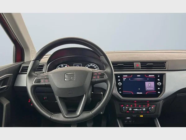 Seat Arona (2018) — foto 2 van 26