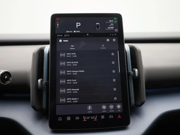Volvo EX30 (2024) — foto 16 van 43