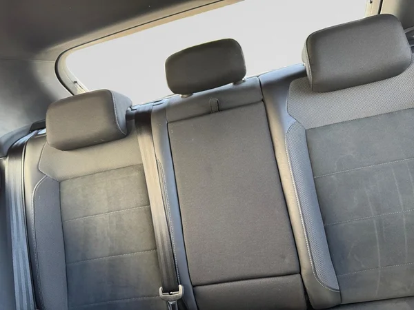 VOLKSWAGEN T-Roc (2023) — foto 11 van 24