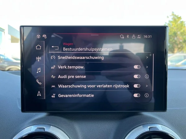 AUDI Q2 (2024) — foto 6 van 22