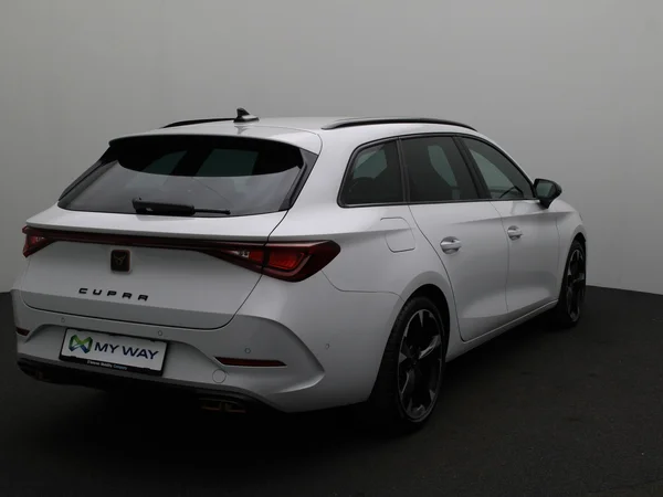 CUPRA Leon ST (2025) — foto 19 van 25