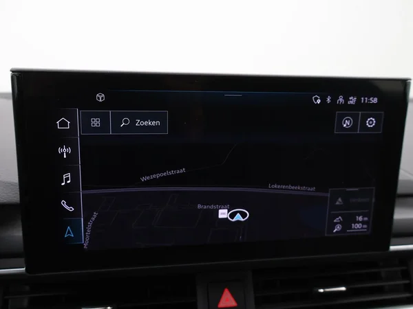 AUDI A4 Avant (2022) — foto 19 van 31