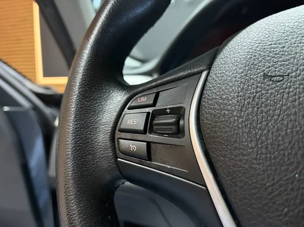 Bmw 316 (2017) — foto 24 van 24