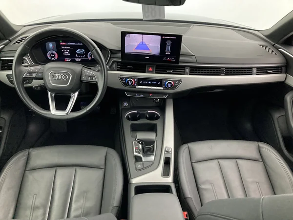AUDI A4 Avant (2023) — foto 8 van 36