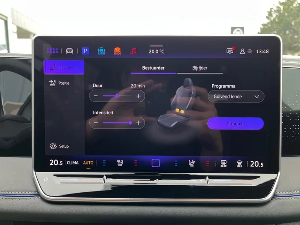 VOLKSWAGEN Tiguan (2025) — foto 6 van 22