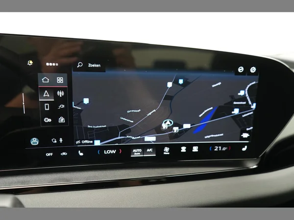 AUDI Q6 Sportback e-tron (2025) — foto 9 van 32