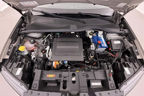 Jeep E-Avenger (2025) — foto 6 van 24