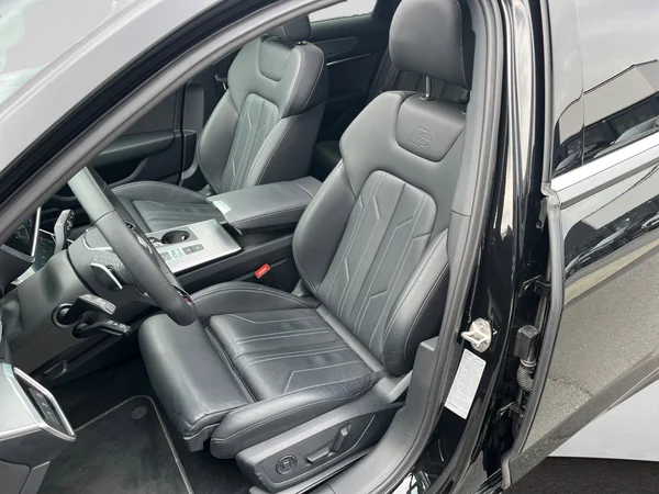 AUDI A6 Avant (2025) — foto 17 van 24