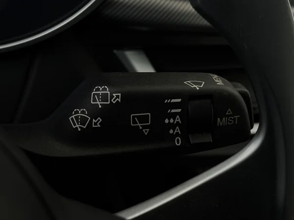 Alfa Romeo Stelvio (2022) — foto 16 van 31