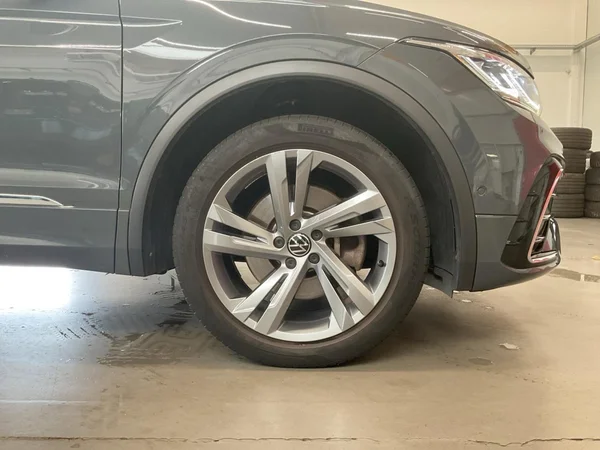 VOLKSWAGEN Tiguan eHybrid (PHEV) (2022) — foto 15 van 22