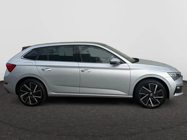 SKODA Scala (2024) — foto 19 van 22