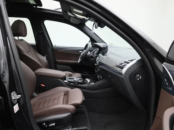 BMW iX3 (2023) — foto 39 van 55