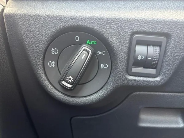 Skoda Kamiq (2024) — foto 10 van 26