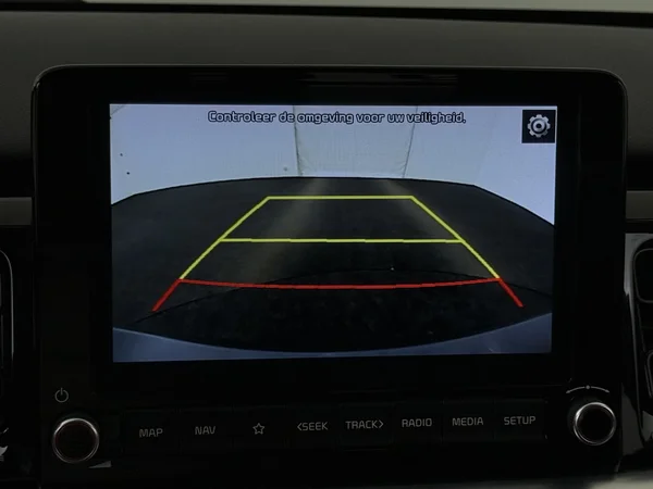 KIA Stonic (2021) — foto 11 van 25