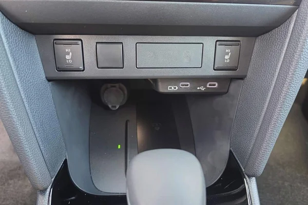 Toyota Yaris Cross Hybrid (HEV) (2026) — foto 11 van 26